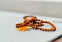 Beads for chanting mantras
