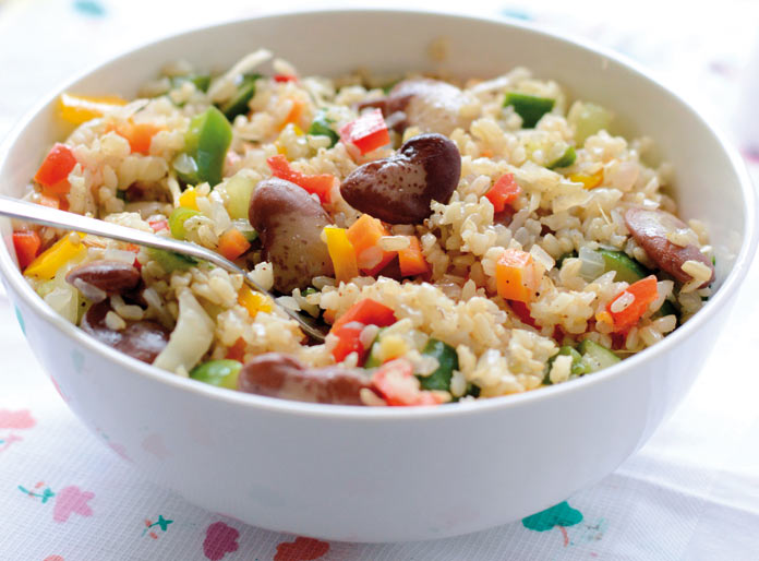 Brown rice with vegetables and double beans - Complete Wellbeing