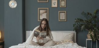 10 Techniques to Help You Relax Before Going to Bed Woman reading a book in order to relax before going to bed