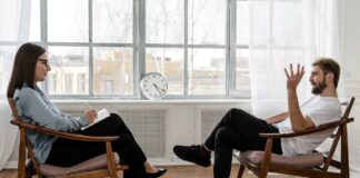 What Are the Different Types of Psychotherapy and Which Type Works Best? Therapist | psychotherapy session