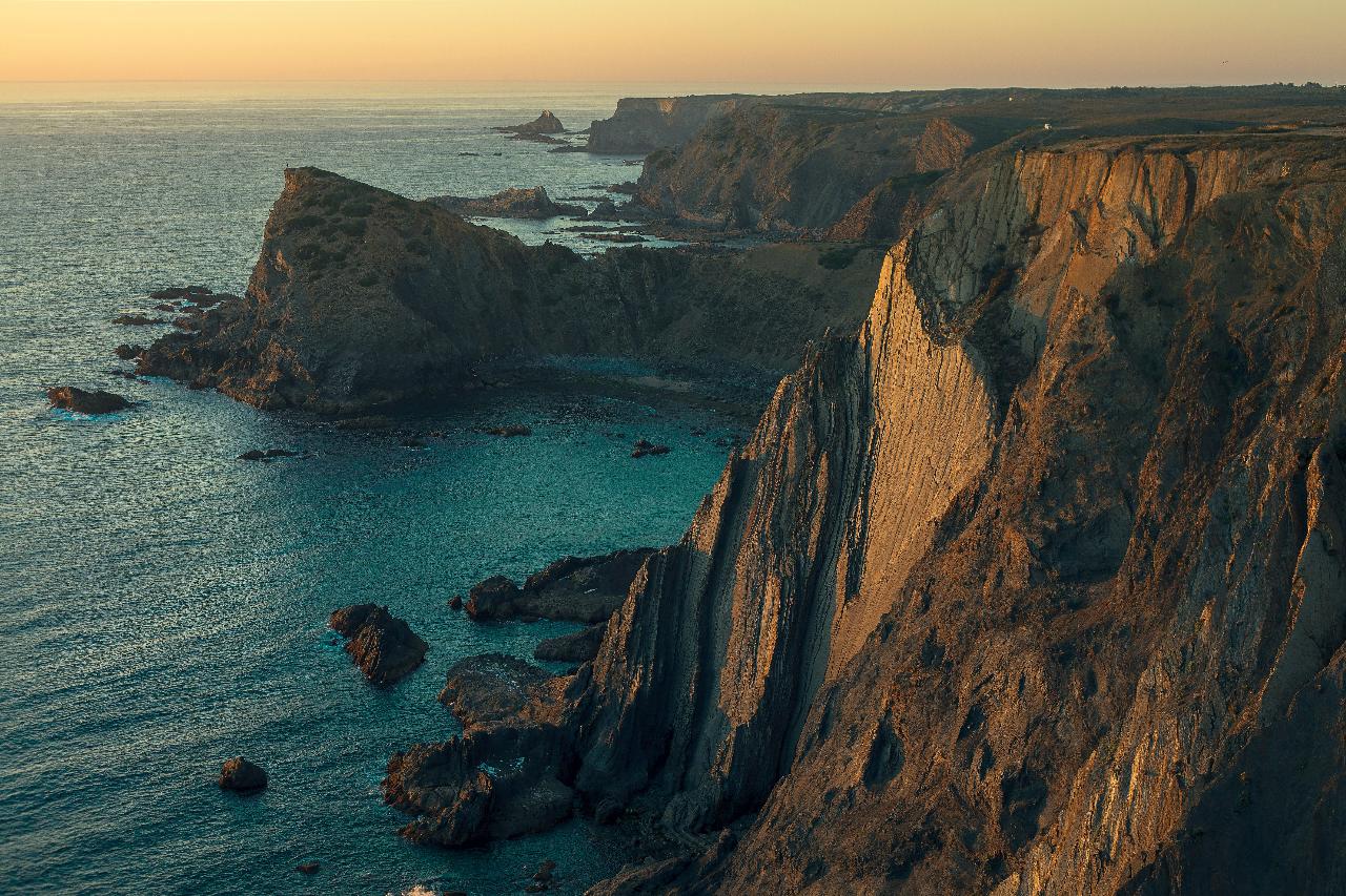 Explore Portugal for ytt